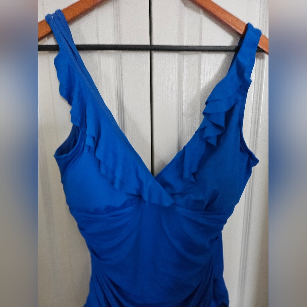 Lauren Ralph Lauren Blue Ruched One-Piece Swimsuit Ruffle Tummy Control Sz 16. - Picture 6 of 10